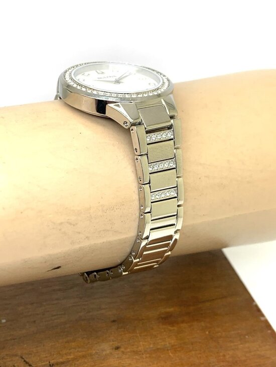 Bulova Women\'s Watch 96L320 Quartz White Mother of Pearl Dial Crystal Accent main image 9